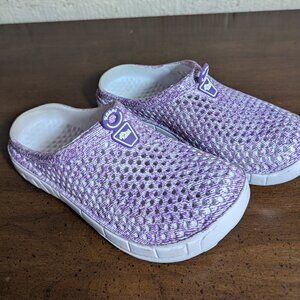 Women's size 35 eur/6 cute garden shoe
